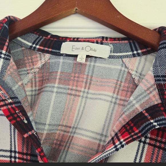 Eden & Olive Flannel - Picture 2 of 2